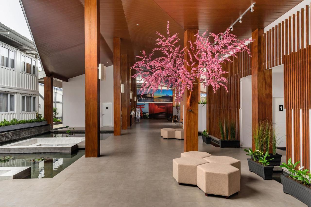 Kontena Hotel Batu  Kültér fotó