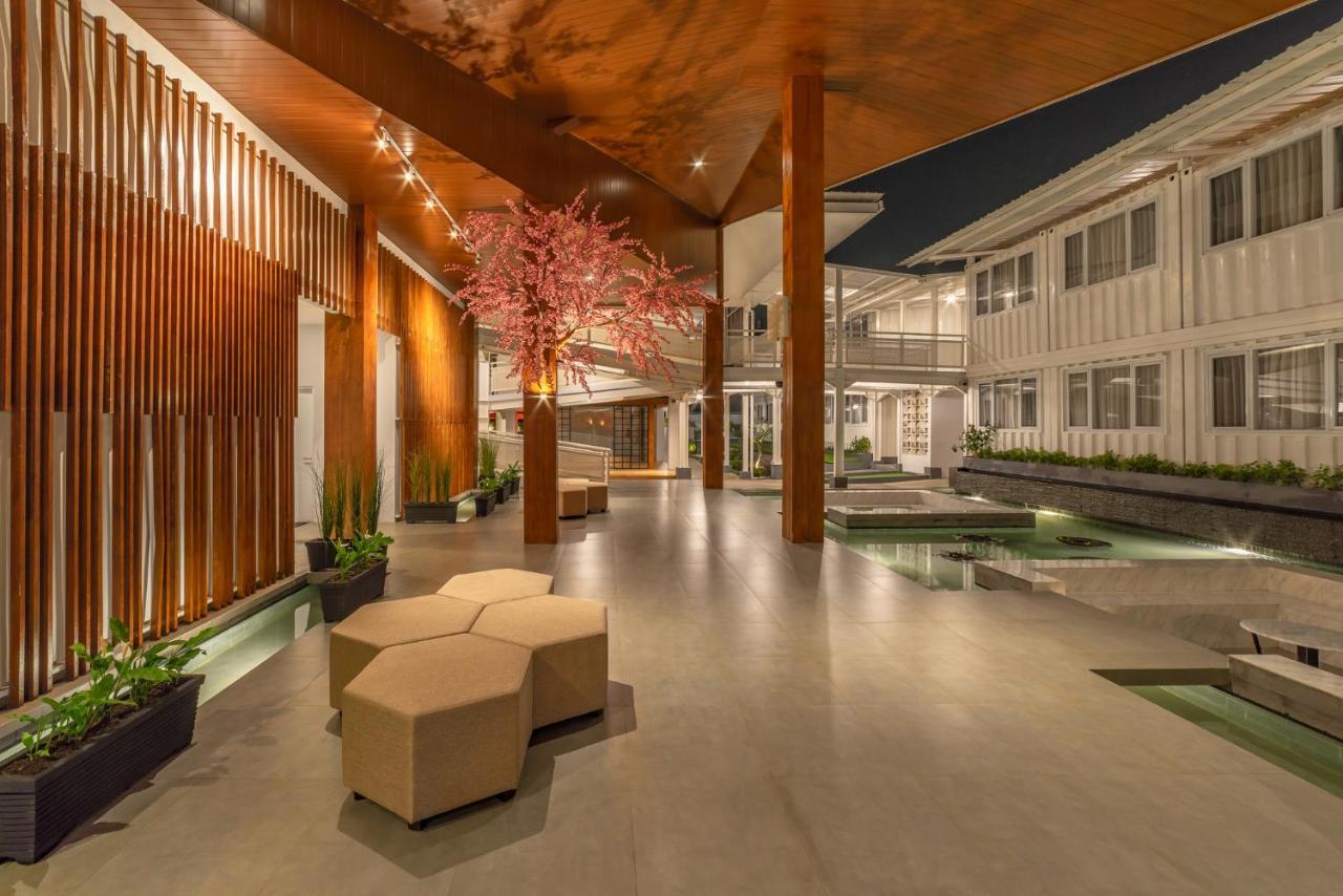 Kontena Hotel Batu  Kültér fotó