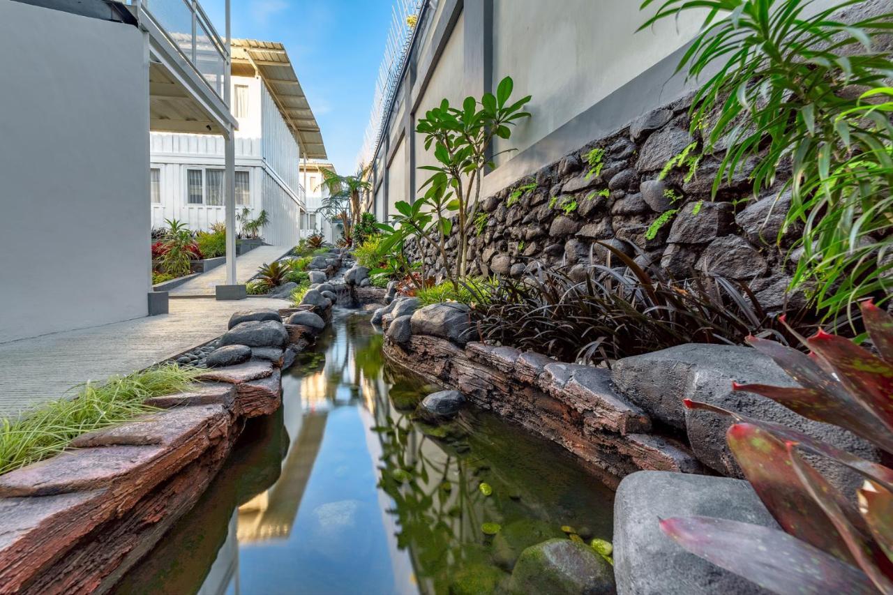 Kontena Hotel Batu  Kültér fotó