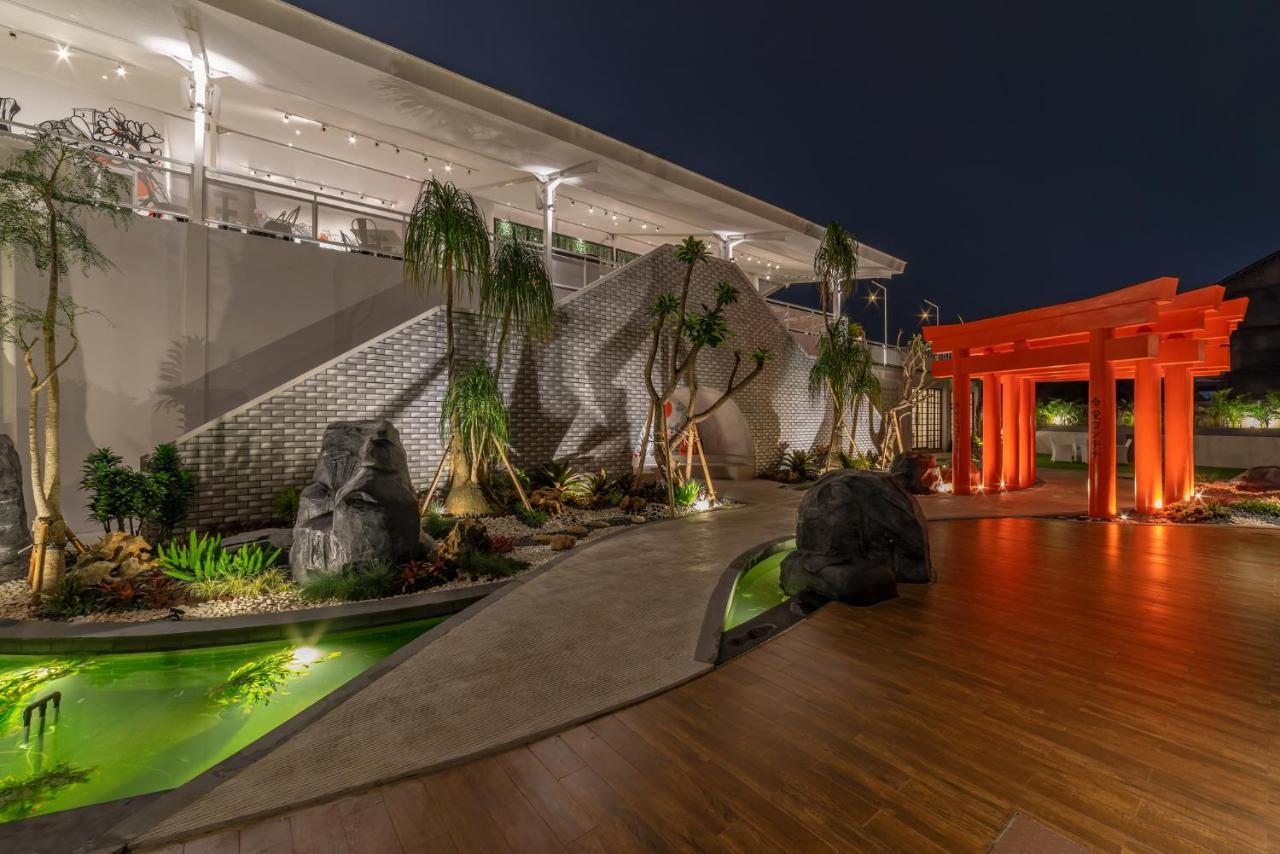 Kontena Hotel Batu  Kültér fotó